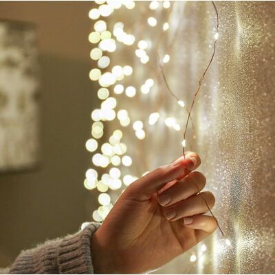 Decorative Courtain Wire with 320 LED Cool White 2x2m